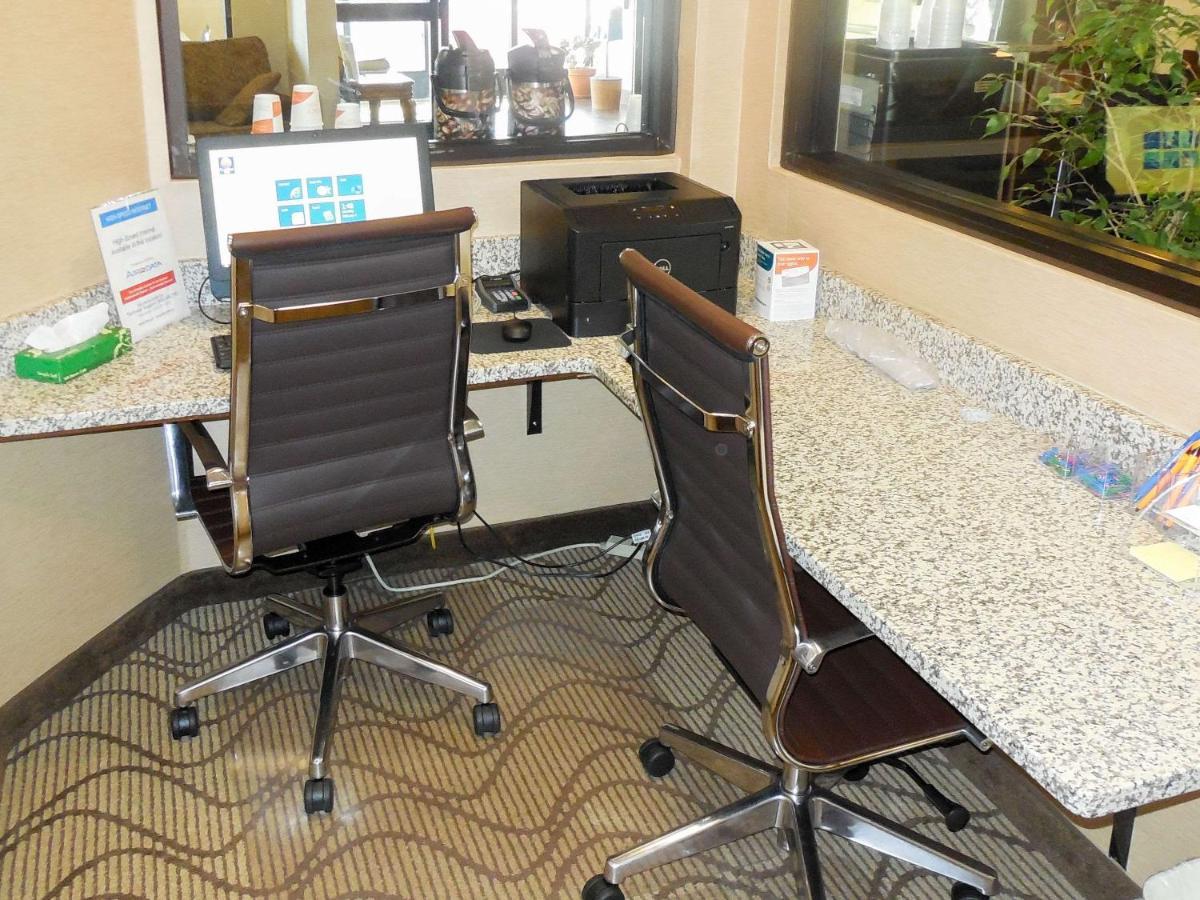 Giles Hotel Inn And Suites Pulaski Luaran gambar